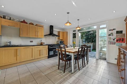 undefined, Roman Close, Acton