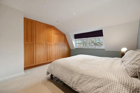 undefined, Roman Close, Acton