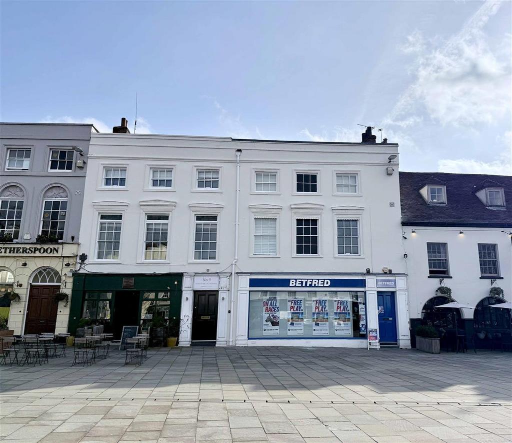 Flat 4, 9 Market place external.jpg