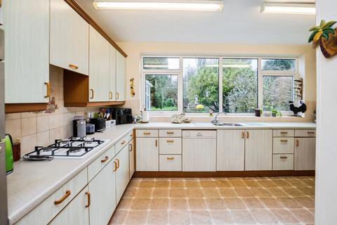 4 bedroom detached house for sale, Bridge Drive, CHESTER, Cheshire, CH3