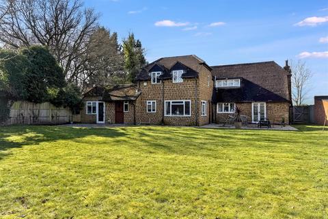4 bedroom detached house for sale, Kennylands Road, Sonning Common Reading RG4