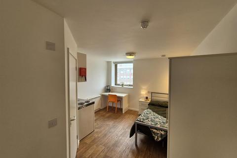 Studio to rent, SELF CONTAINED STUDIOS