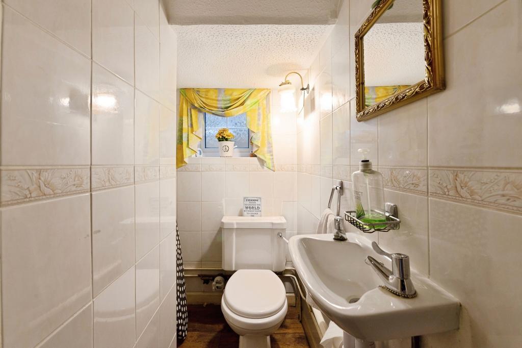 Ground Floor Wc