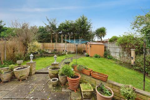 4 bedroom detached house for sale, Ashingdon Road, Rochford, Essex, SS4