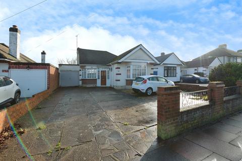 3 bedroom bungalow for sale, Rochford Road, Southend-on-Sea, Essex, SS2