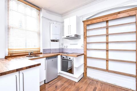 1 bedroom apartment for sale, Muswell Hill Broadway, London, N10