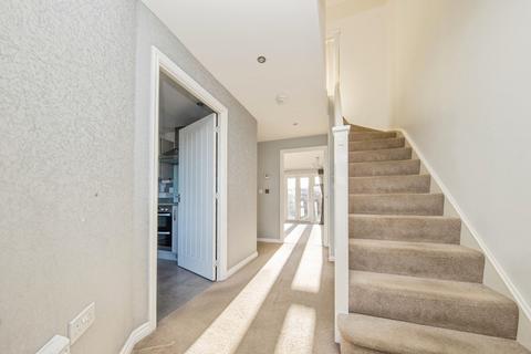 3 bedroom terraced house for sale, Binyon Close, Stowmarket, Suffolk, IP14