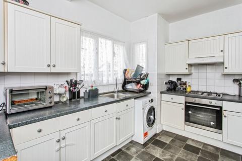 3 bedroom bungalow for sale, Glenwood Avenue, Westcliff On Sea, Essex, SS0