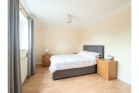 undefined, High Street, Swansea, SA1