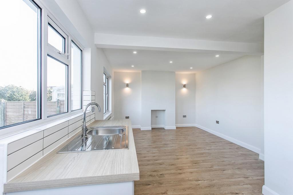 Kitchen/Living Room