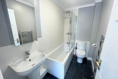 2 bedroom terraced house to rent, Chandos Street, Darlington, DL3
