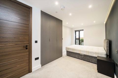 undefined, Telegraph Avenue, London NW9