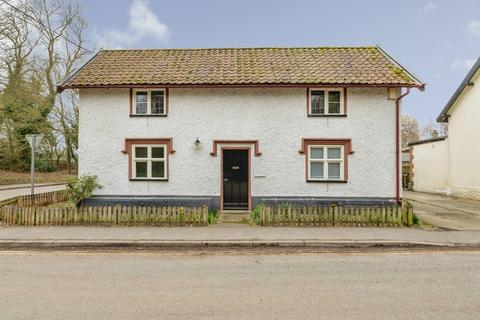 2 bedroom detached house for sale, Bridge Street, Carbrooke, Thetford, Norfolk, IP25