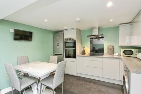 2 bedroom terraced house for sale, Tanrallt Street, Mochdre, Colwyn Bay, Conwy, LL28