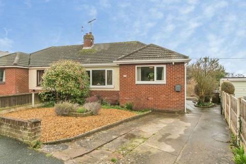 2 bedroom bungalow for sale, Hafan Deg, St. George, Abergele, Conwy, LL22