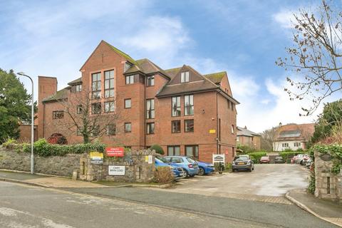1 bedroom flat for sale, Coed Pella Road, Colwyn Bay, Conwy, LL29