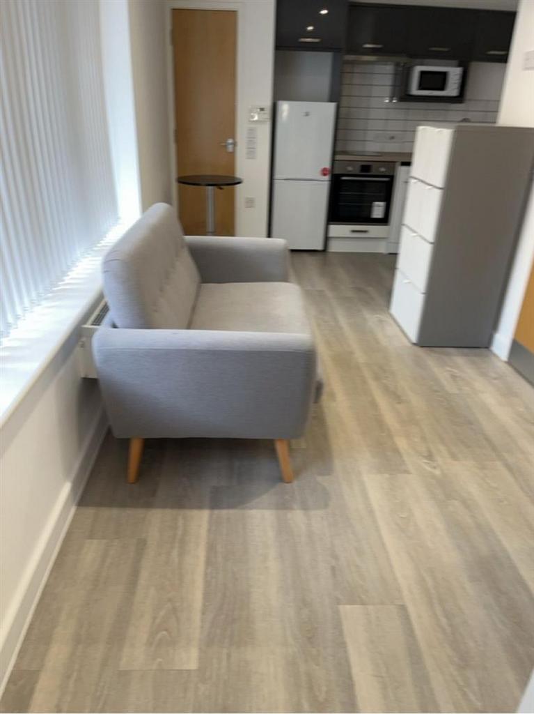 Lounge 1.0.jpg