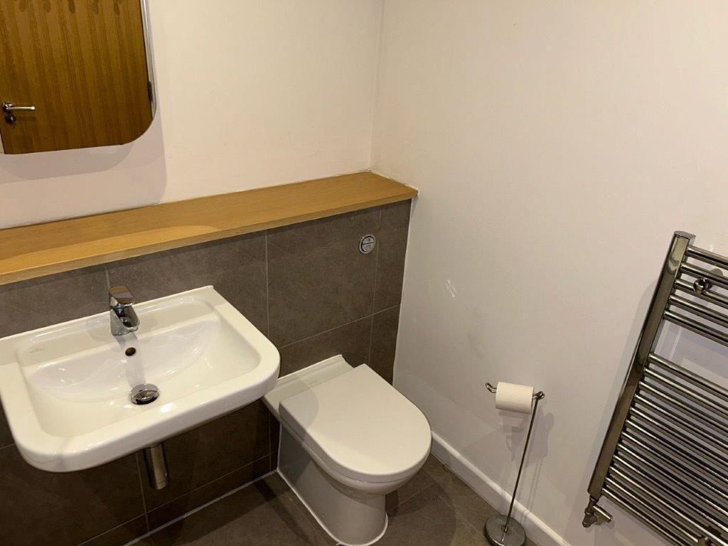 BATHROOM 1.0.jpg