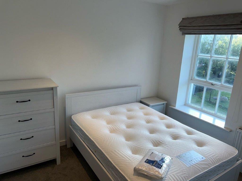 BEDROOM 2.0.jpg