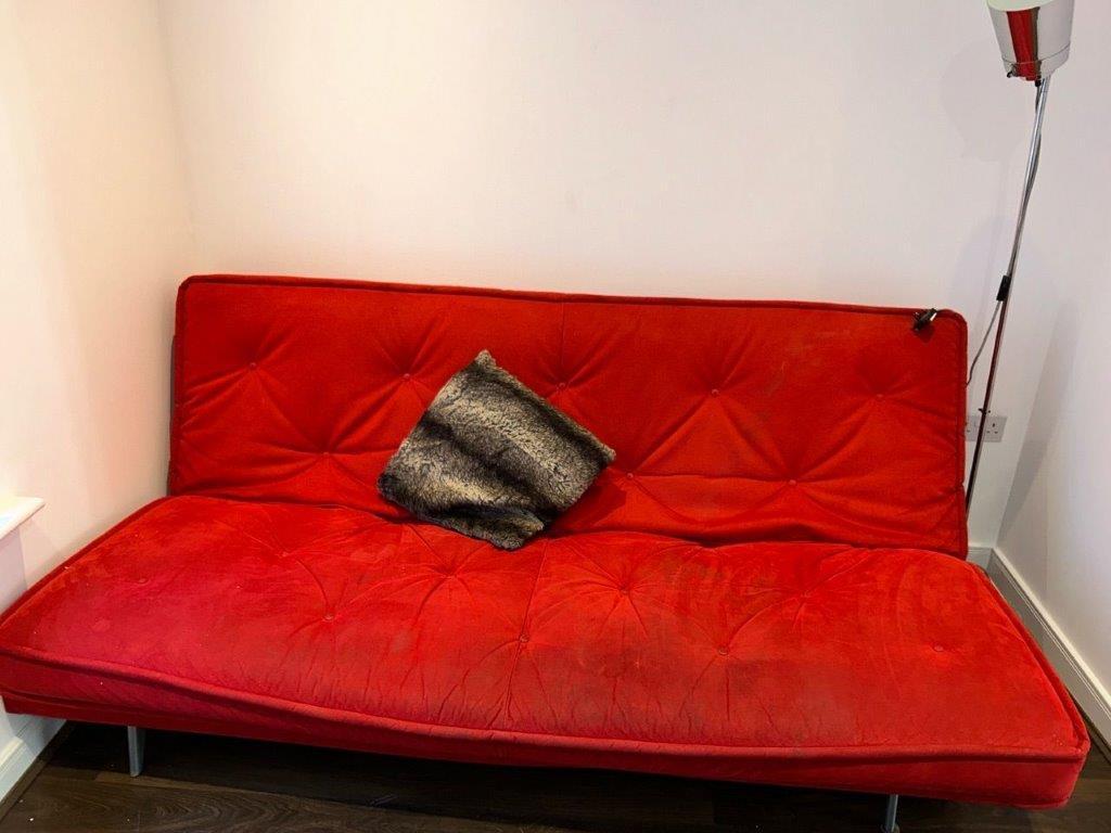 LOUNGE 1.3.jpg