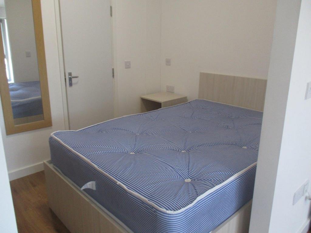 7 Kiln Court Bedroom 2 2017.jpg