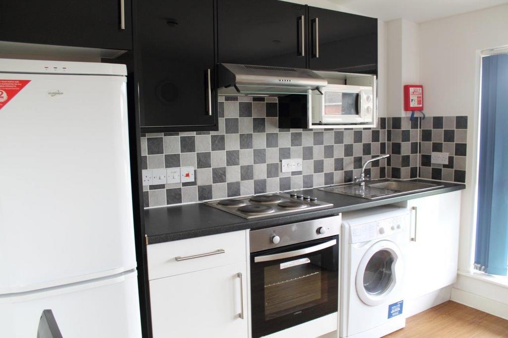 7 Kiln Court Kitchen 1.jpg