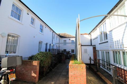 undefined, Holters Mews, Canterbury CT1