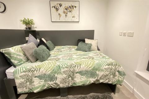 undefined, Griffin, St Peters Street CT1