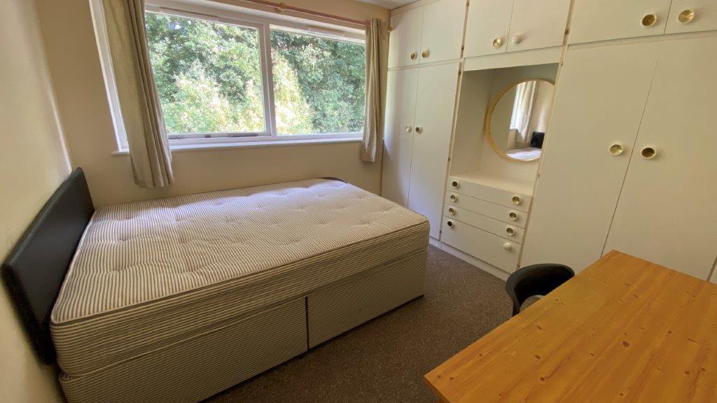 BEDROOM 4.3.jpg