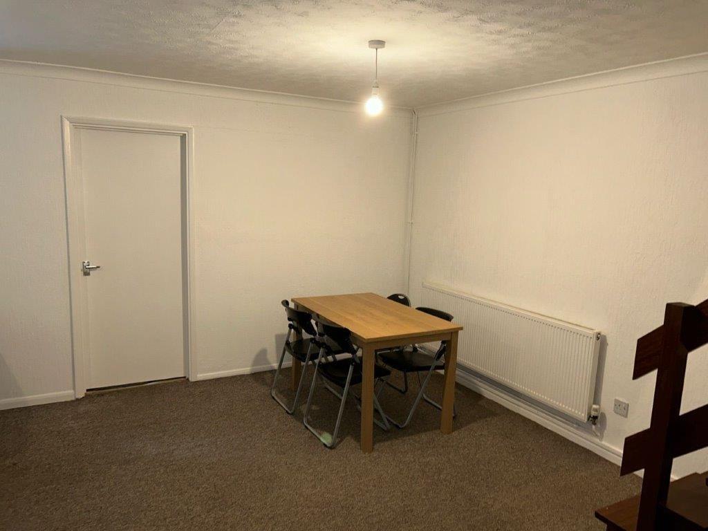 DINING AREA.jpg