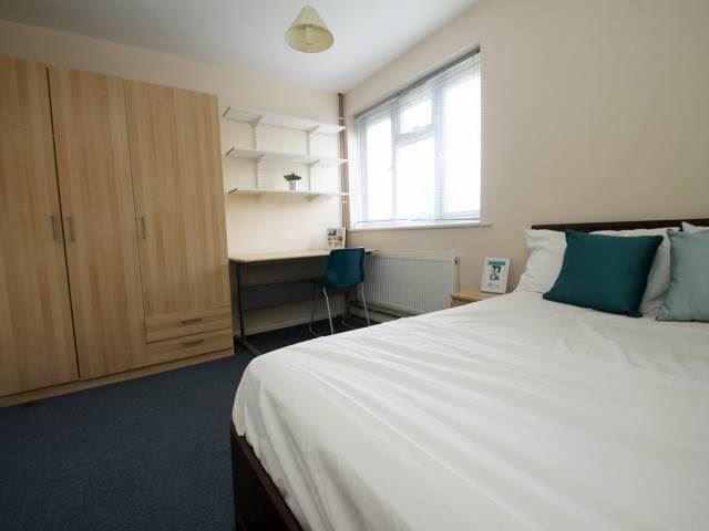2 Dymchurch House Bedroom 3 2016.jpg