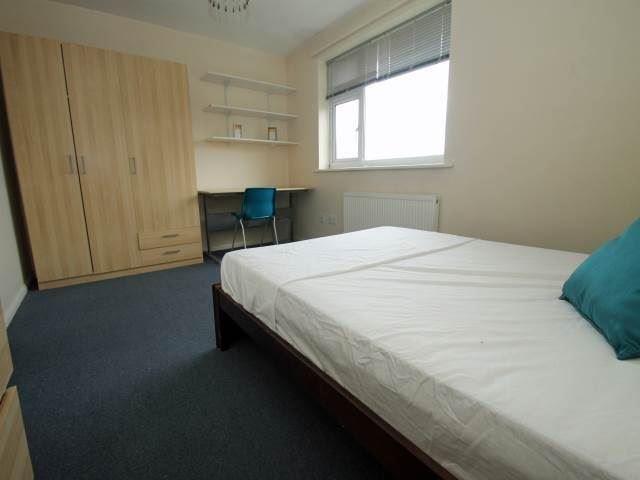 2 Dymchurch House Bedroom 4.1 2016.jpg