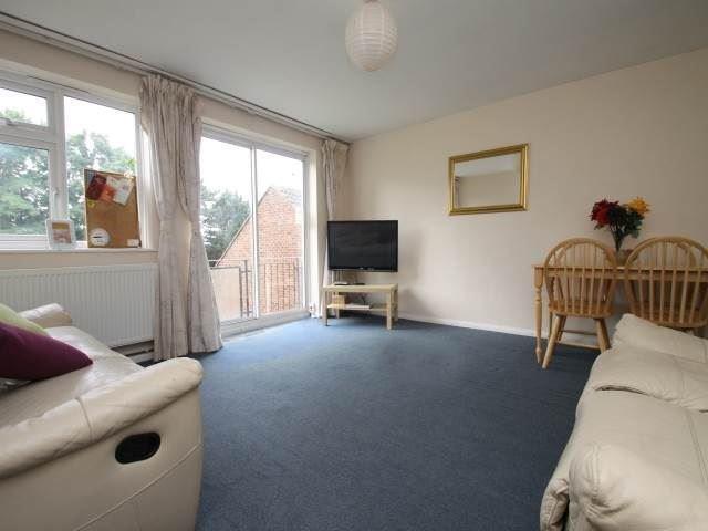 2 Dymchurch House Lounge 2016.jpg