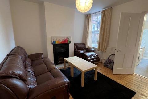 3 bedroom house to rent, St Peters Lane, Kent CT1
