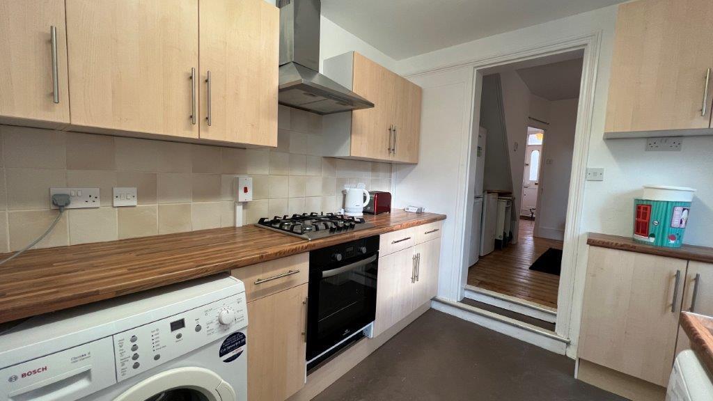KITCHEN 1.1.jpg
