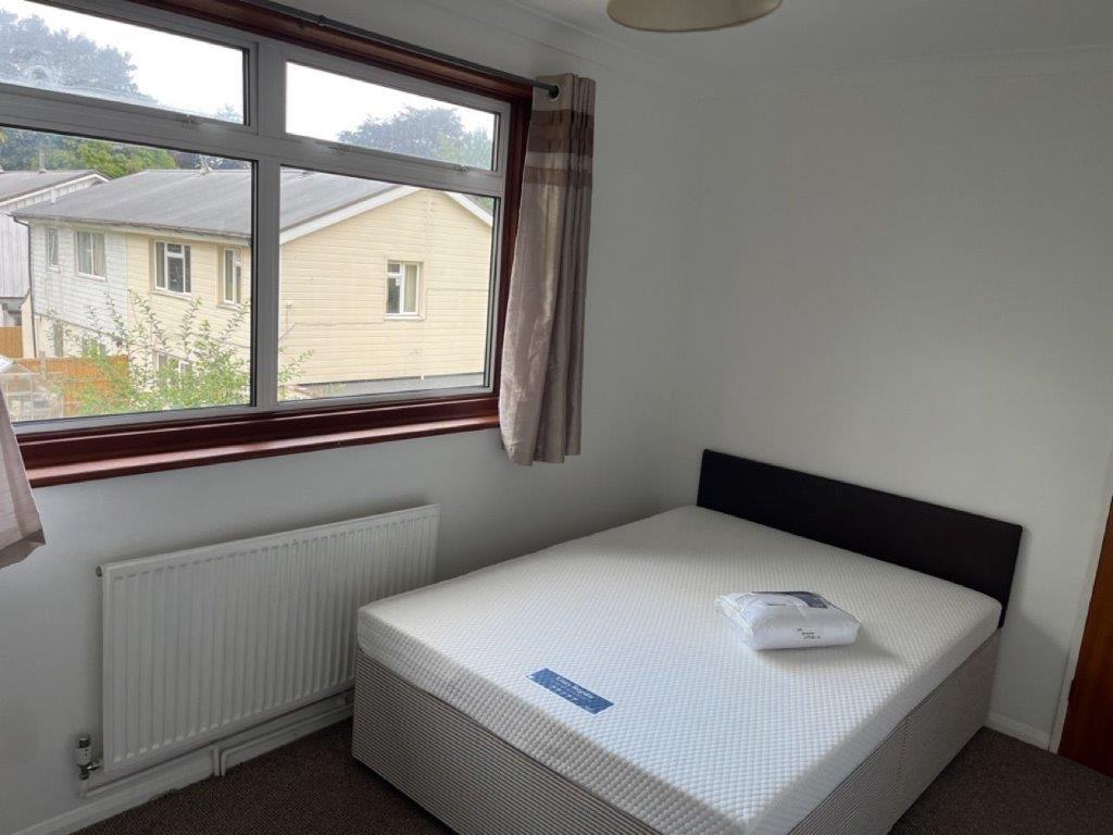 BEDROOM 4.3.jpg