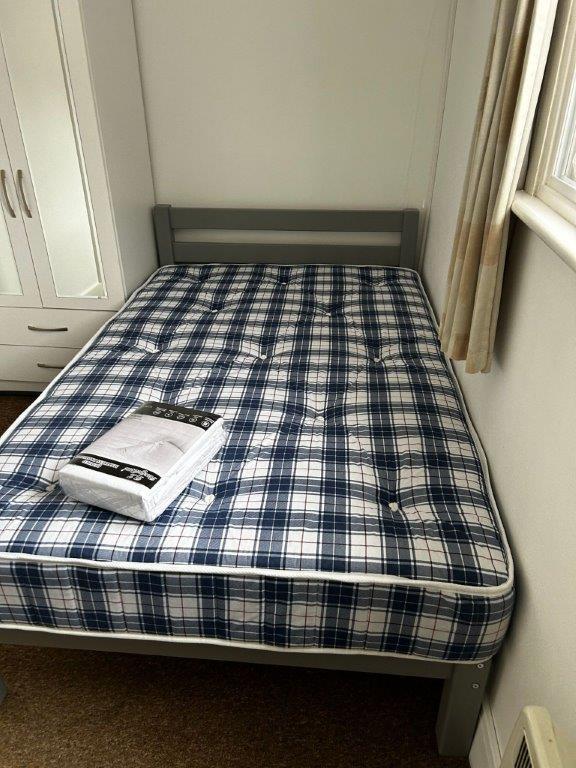 BEDROOM 2.1.jpg