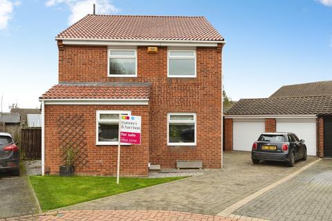 Detached house - Newquay Close, Hemlington, Middlesbrough