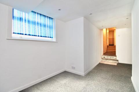 2 bedroom flat for sale, Flat 4 Edith Court, Victoria Road, Margate, Kent, CT9 1RB