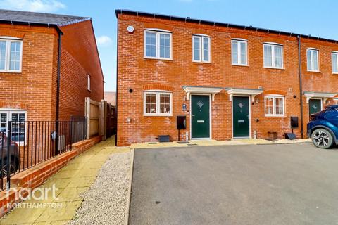 2 bedroom end of terrace house for sale, Chestnut Lane, Northampton