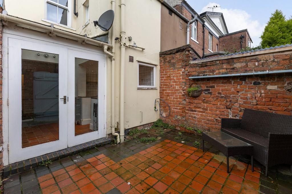 Courtyard Garden