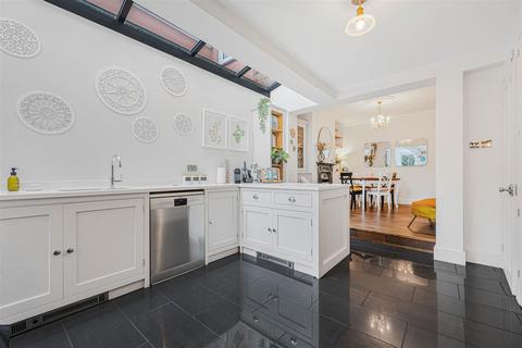 undefined, De Montfort Road, Reading
