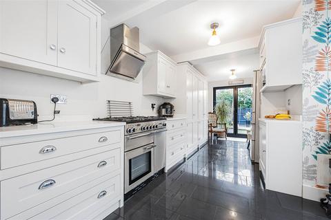 undefined, De Montfort Road, Reading