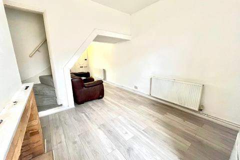 3 bedroom terraced house to rent, Dorset Street