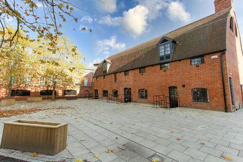 Office to rent, Fobney St Reading RG1 6BT