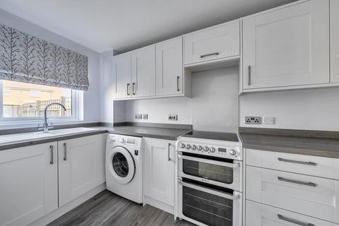 undefined, Snowdon Close,  Thatcham,  RG19