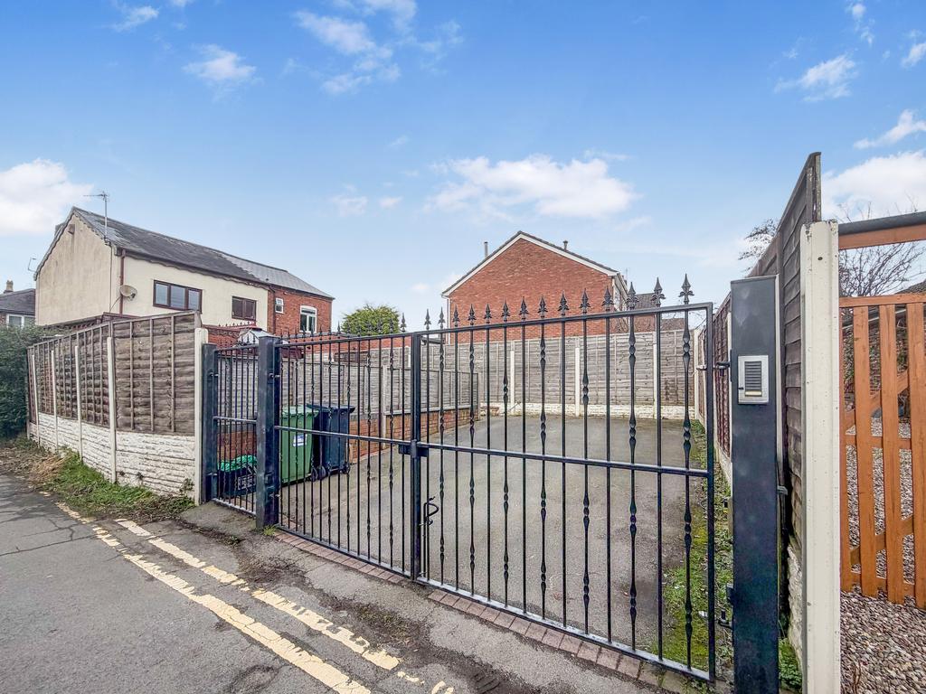 Gated Driveway