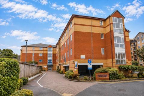 2 bedroom retirement property for sale, Birnbeck Court*Short Walk to Beach & Town*Over 60`s Retirement Apartment*Two Bedrooms*