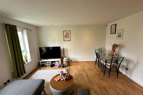2 bedroom flat for sale, Ellerman Road, Liverpool, Merseyside, L3