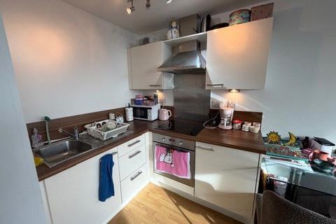 1 bedroom flat for sale, Mann Island, Liverpool, Merseyside, L3